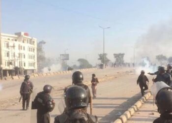 পাকিস্তানে শিয়াদের উপর হামলা : নিহতের সংখ্যা ৪৩