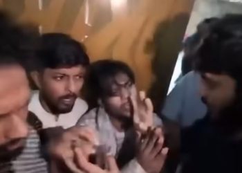 এনসিপির কার্যালয়ে ককটেল নিক্ষেপকারী যুবক আটক