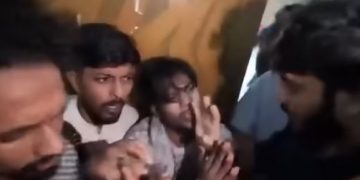 এনসিপির কার্যালয়ে ককটেল নিক্ষেপকারী যুবক আটক