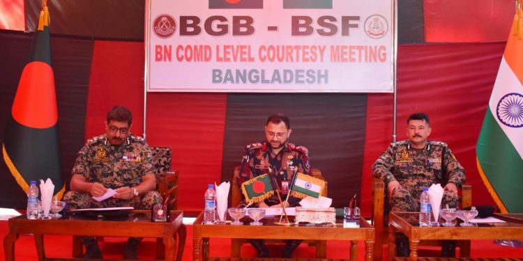 বিজিবি ও ভারতীয় বিএসএফ ব্যাটালিয়ন অধিনায়ক পর্যায়ে সৌজন্য সাক্ষাত অনুষ্ঠিত
