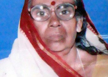 দৈনিক ইত্তেফাক পত্রিকার ফুলবাড়ী প্রতিনিধির মায়ের  ১৩তম মৃত্যুবার্ষিকী