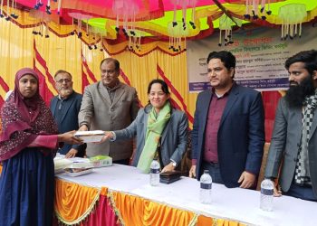 আটোয়ারীতে সরকারি প্রাথমিক বিদ্যালয়ে ফিডিং  কর্মসূচির শুভ উেেদ্বাধন