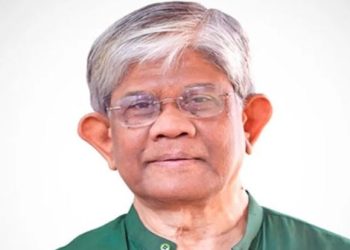 সচিবালয়ে কর্মরত সবার জন্য ২০ শতাংশ সচিবালয় ভাতার দাবিতে অর্থ উপদেষ্টা ড. সালেহউদ্দিন আহমেদকে অবরুদ্ধ করেছেন কর্মকর্তা-কর্মচারীরা