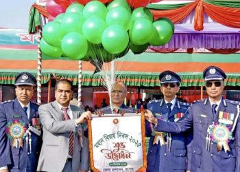 জাতির শ্রেষ্ঠ সন্তান, দেশের জন্য জীবন উৎসর্গকারী শহীদ মুক্তিযোদ্ধাদের প্রতি বিনম্র শ্রদ্ধা জানিয়েছেন ৮ জেলা প্রশাসন ও ৮ জেলা পুলিশ, ও ৫৮ উপজেলা নির্বাহী অফিসারগণ