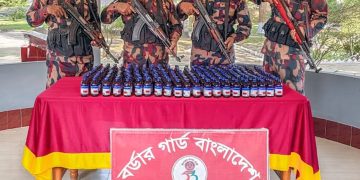 সীমান্তে ৫৩ বিজিবির পৃথক পৃথক অভিযানে ভারতীয় নেশাজাতীয় সিরাপ জব্দ