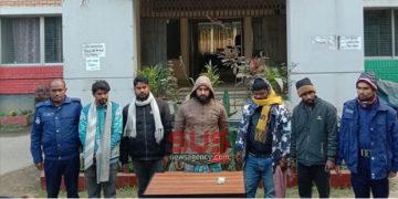 ফুলবাড়ীতে ভুয়া ডিবি পুলিশের পরিচয়ে দিয়ে অপহরণ মুক্তিপণ দাবী ও যৌথবাহিনীর হাতে  আটক