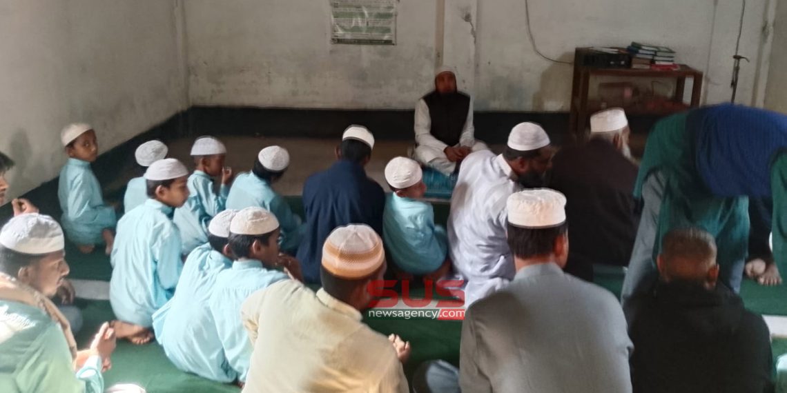 ফুলবাড়ী নেসকো বিদ্যুৎ অফিসের কর্মচারীর মৃত্যুতে দোয়া ও মিলাদ  মাহফলি অনুষ্ঠিত