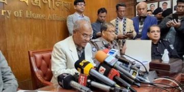 নির্বাচন ঘিরে গোয়েন্দা নজরদারি বাড়ানো হবে বলে জানিয়ে স্বরাষ্ট্র উপদেষ্টা লেফটেন্যান্ট জেনারেল (অব.) জাহাঙ্গীর আলম চৌধুরী