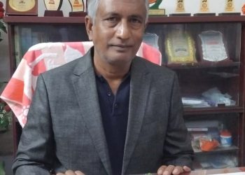 মিঠাপুকুর মহাবিদ্যালয়ে নবাগত অধ্যক্ষ ফজলুল কবীর চৌধুরীর যোগদান