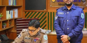 ডিআইজি ও এসপির মিঠাপুকুর থানা পরিদর্শন