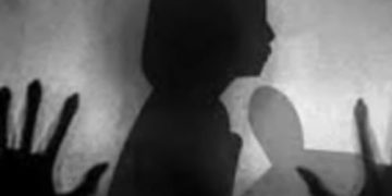 লাকসামে পিতার কর্মস্থলের মালিক কর্তৃক এক কিশোরীকে ধর্ষণ