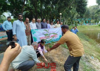 প্রধানমন্ত্রীর কর্মসূচির অংশ হিসেবে আটোয়ারীতে বৃক্ষরোপন কর্মসূচির  উদ্বোধন