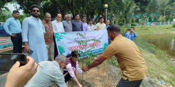 প্রধানমন্ত্রীর কর্মসূচির অংশ হিসেবে আটোয়ারীতে বৃক্ষরোপন কর্মসূচির  উদ্বোধন